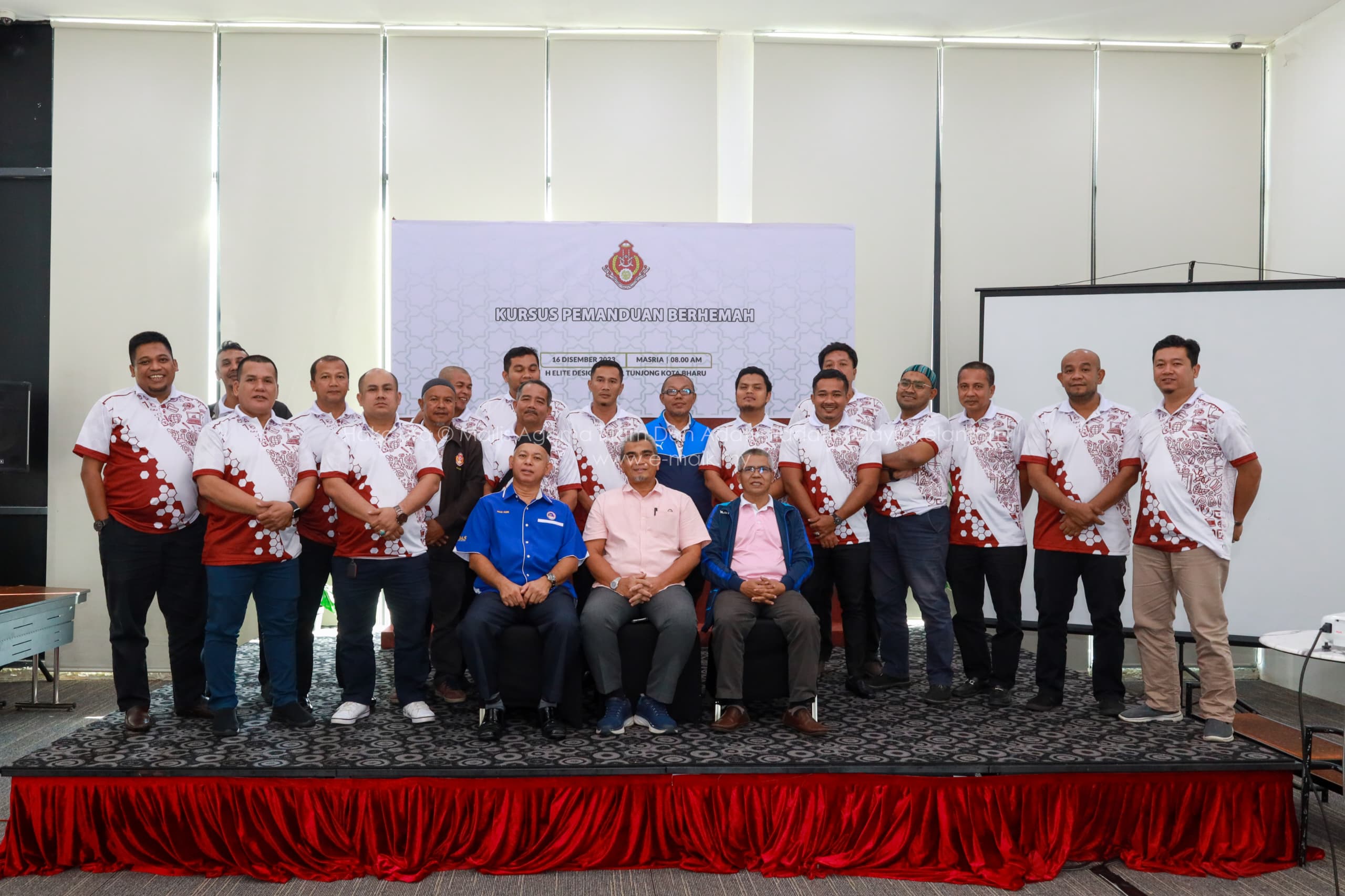 KURSUS PEMANDUAN BERHEMAH