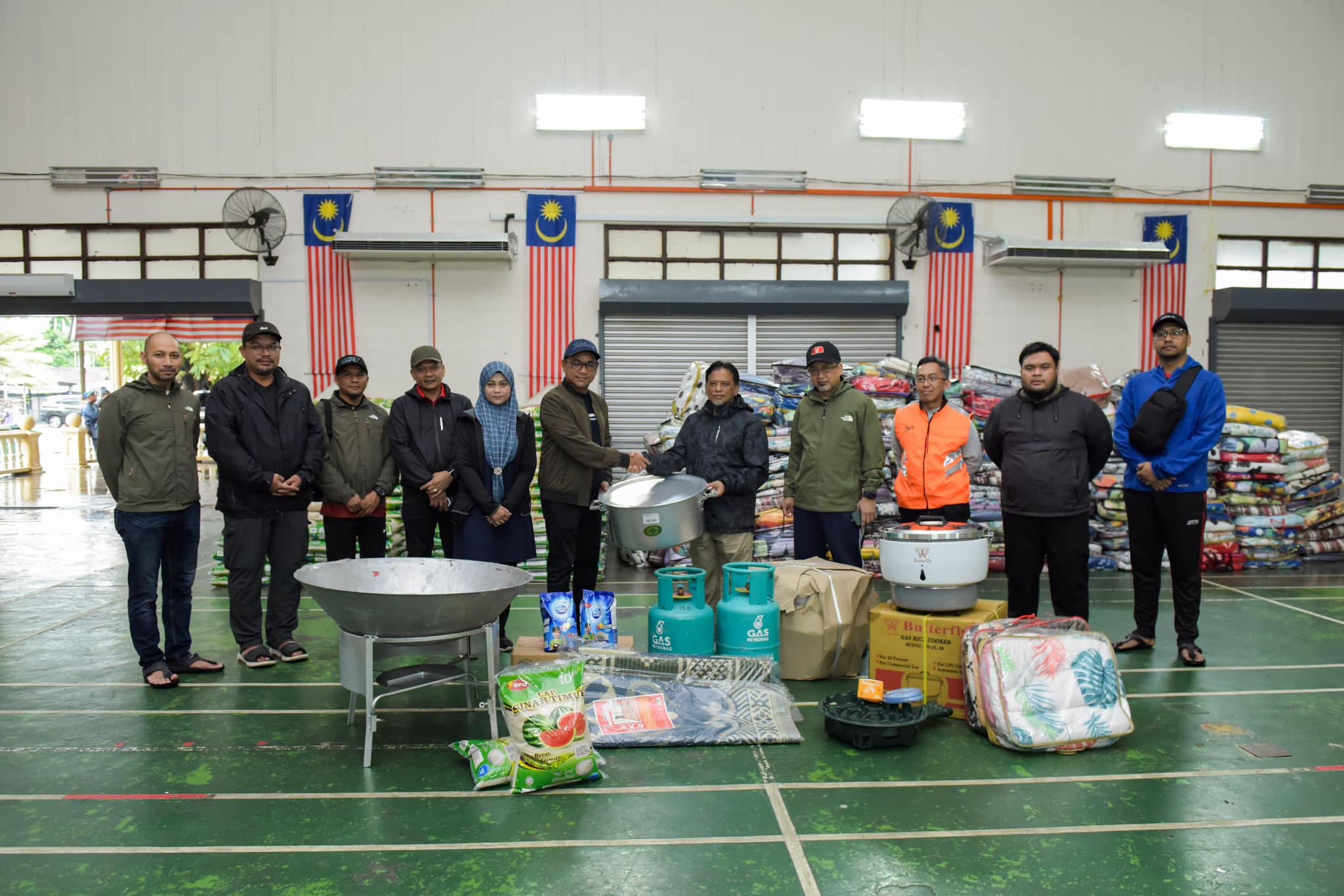 MAIK RASAI KELUH KESAH MANGSA BANJIR DI PASIR MAS